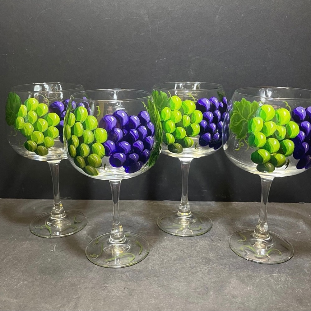 Vintage Hand Painted Red Wine Glasses Grapes Set of 4